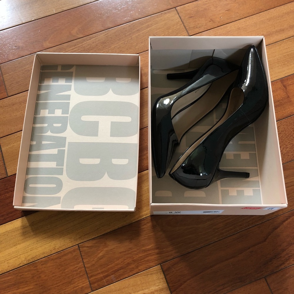 BCBGeneration *BRAND NEW* Black Patent Pumps - 8